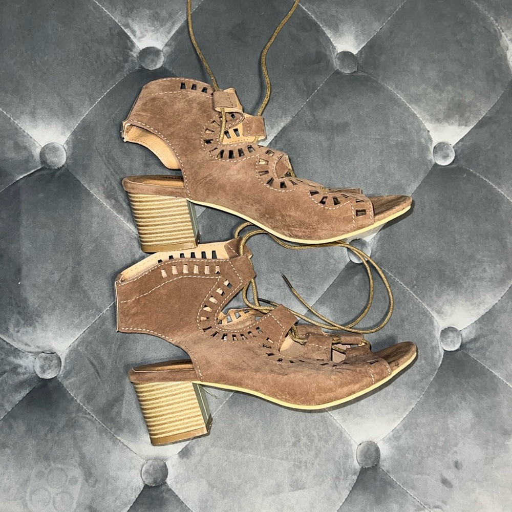 Heeled sandals